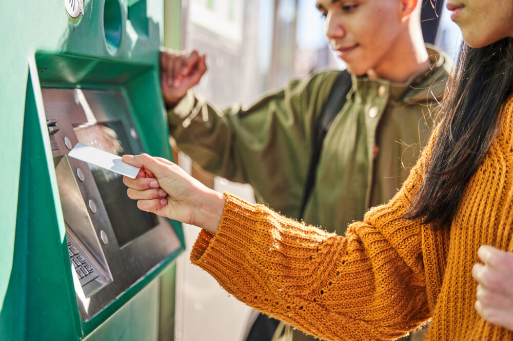 Overdraft Trends Amid Historic Policy Shifts
