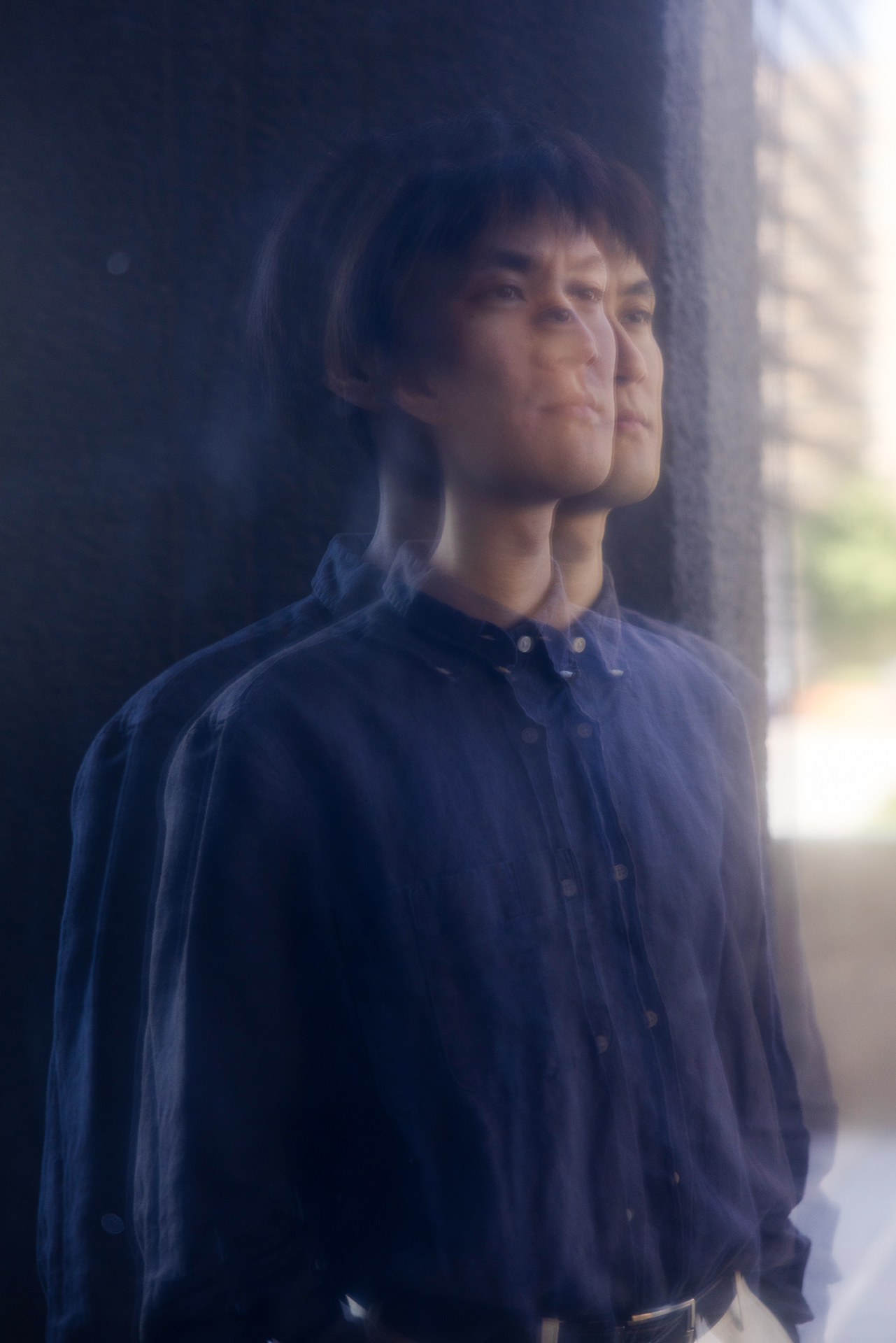 blurred image of Zerui outside his DC apartment