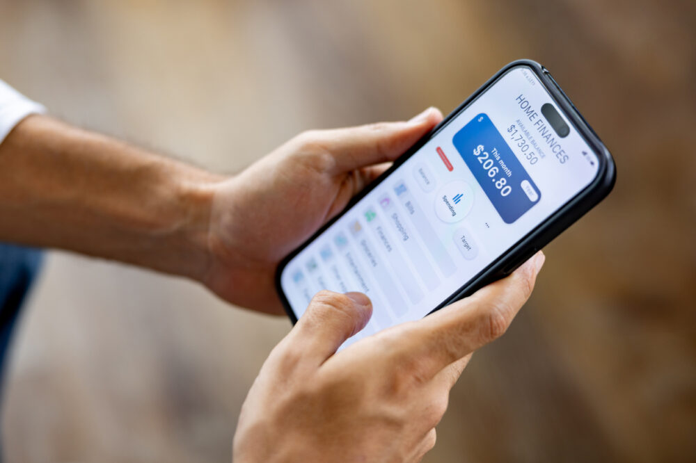  FinHealth Standards for Spending Management Products: Evaluating Checking Accounts Across the Financial Services Industry